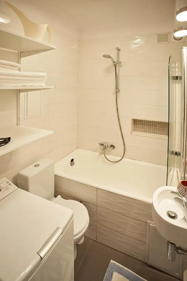 Stary Mokotow, Z Ogrodkiem Apartment Warsaw